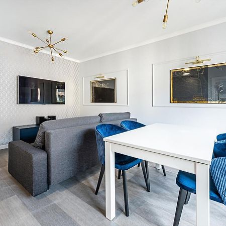 Comfort Inn Apartments - Gdansk,Angielska Grobla Buitenkant foto